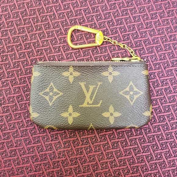 Louis Vuitton Monogram Key Cles